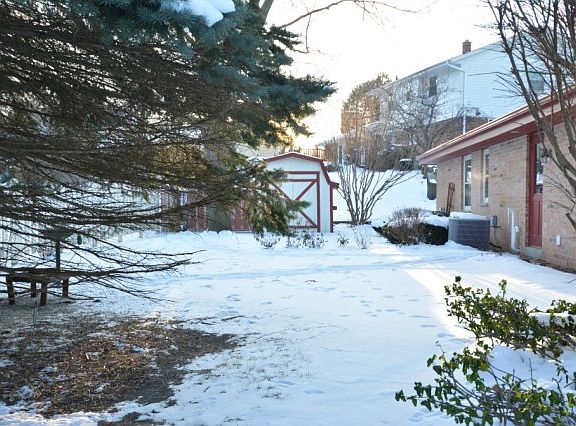3rd image of 10121 W Meadow Dr