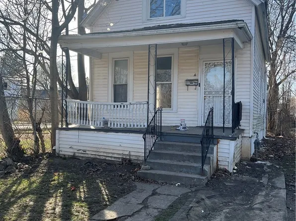 4 Pleasant Pl, Buffalo, NY 14208