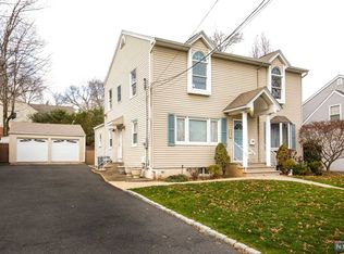 195 Pyle St, Oradell, NJ 07649