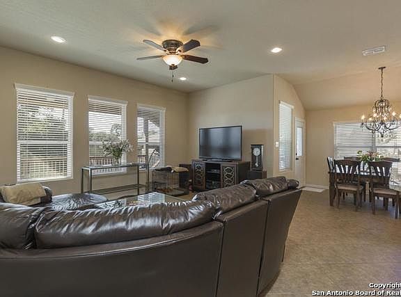 4th image of 26607 Rustic Brk