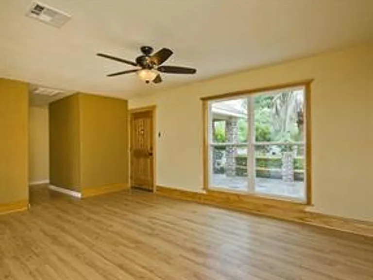 5333 Westminster Dr — Photo 7