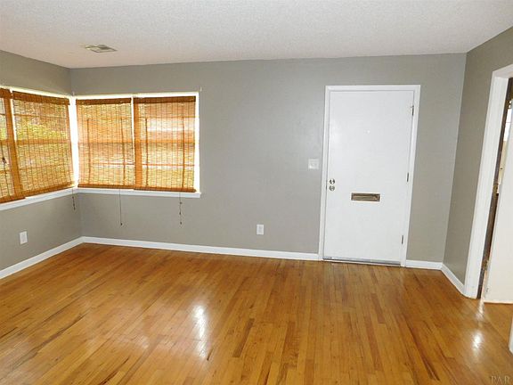 5th image of 1011 Gerhardt Dr