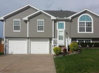 3907 NE 87th St, Kansas City, MO 64156