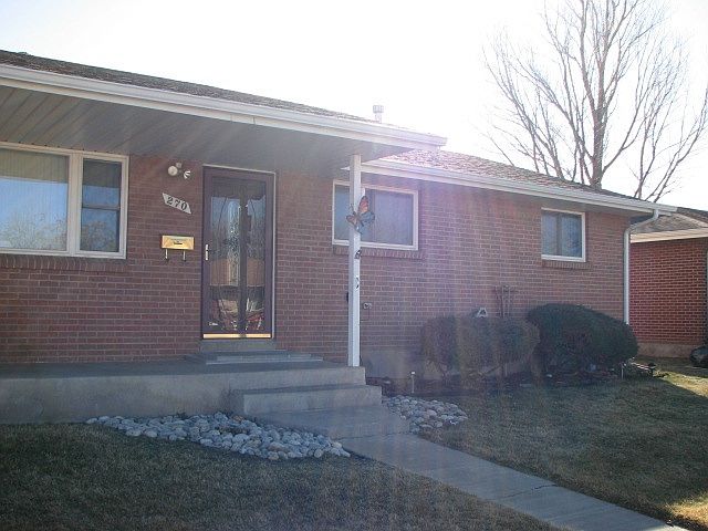 1st image of 270 N 14th Ave