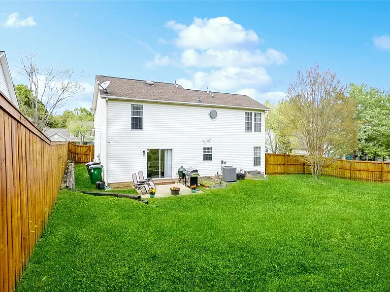 9430 Cantle Dr — Photo 12