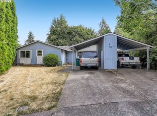 902 N Pecan Ct, Newberg, OR 97132