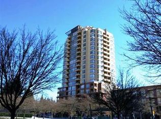 5288 Melbourne St #1501, Vancouver, BC V5R 6E6