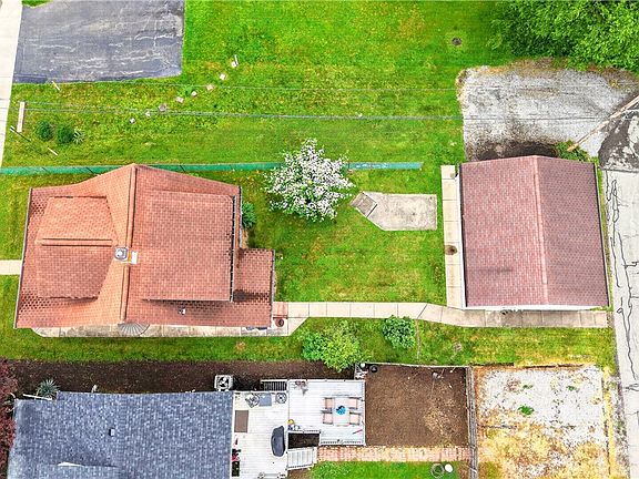 3rd image of 101 Ambridge Ave