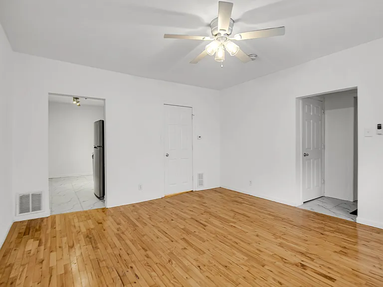 555 S Locust St #1 — Photo 4