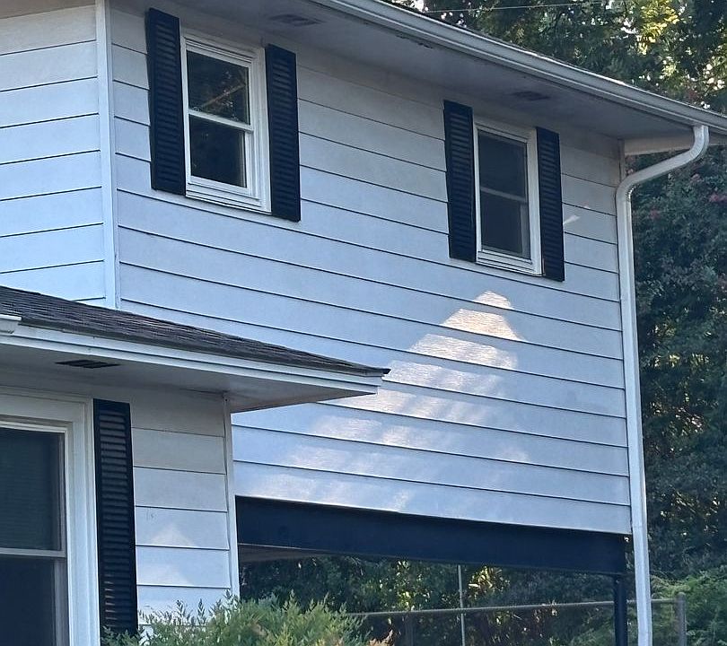 1st image of 803 1/2 N Charles St