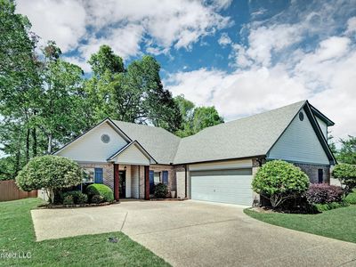 239 E Pinebrook Dr, Brandon, MS, 39047