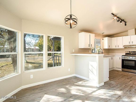 3rd image of 4062 E Garden Ln