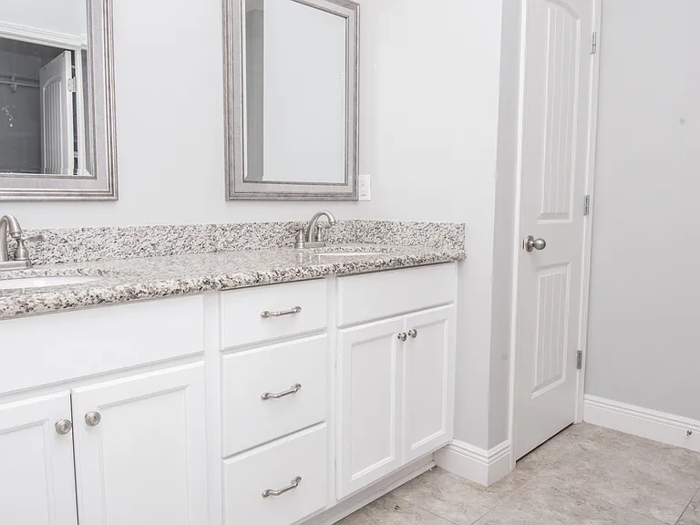 5567 Galaxy Dr — Photo 16