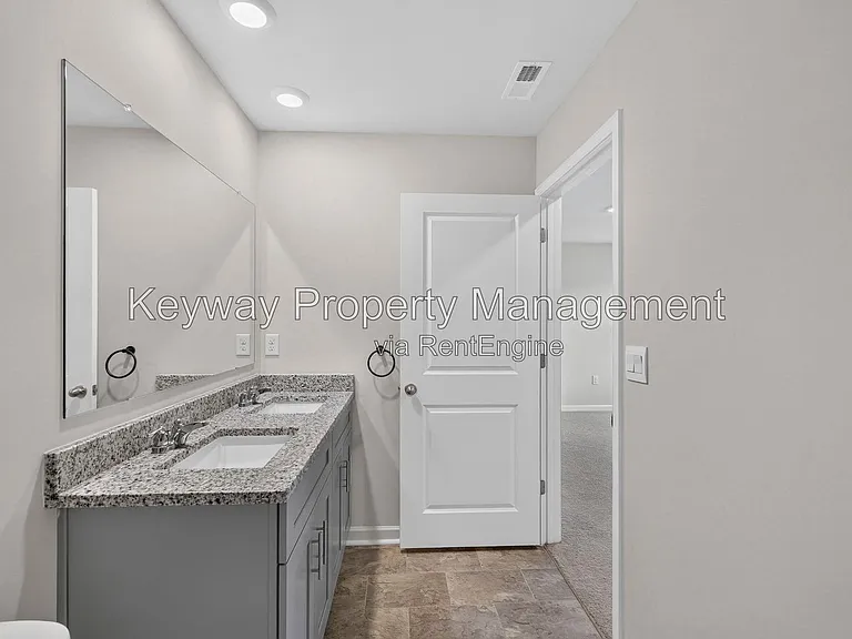 411 Shipwreck Dr — Photo 27