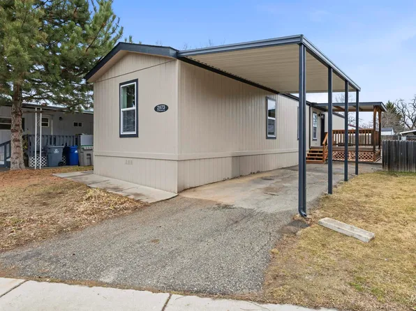 2973 S Elmcrest Ln, Boise, ID 83705