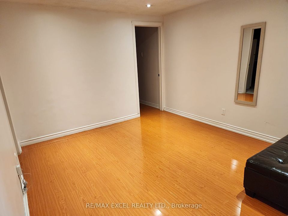 1st image of 20 Wickham Ct #Basement