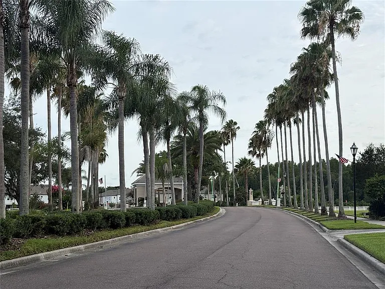 10525 Palm Cove Ave — Photo 36