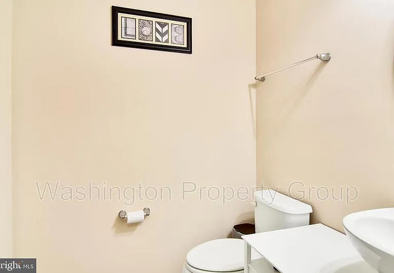 7905 Trailview Xing — Photo 10