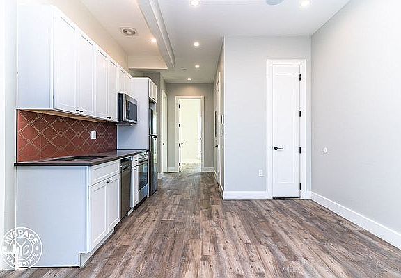 3rd image of 1202 Bedford Ave #H