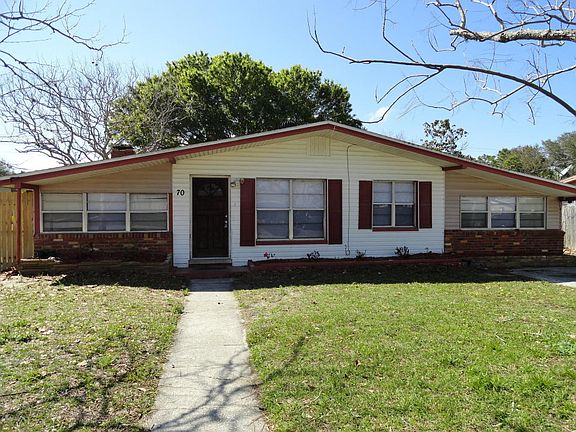 2nd image of 70 Chapel Ln