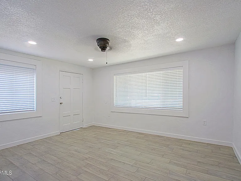 5123 N 17th Ave #2 — Photo 4