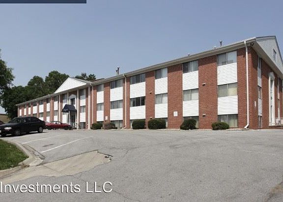4th image of 2717 N 73rd St APT 215