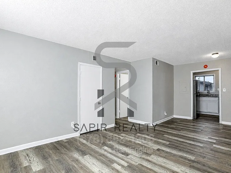 2065 Alison Ct SW #2 — Photo 5