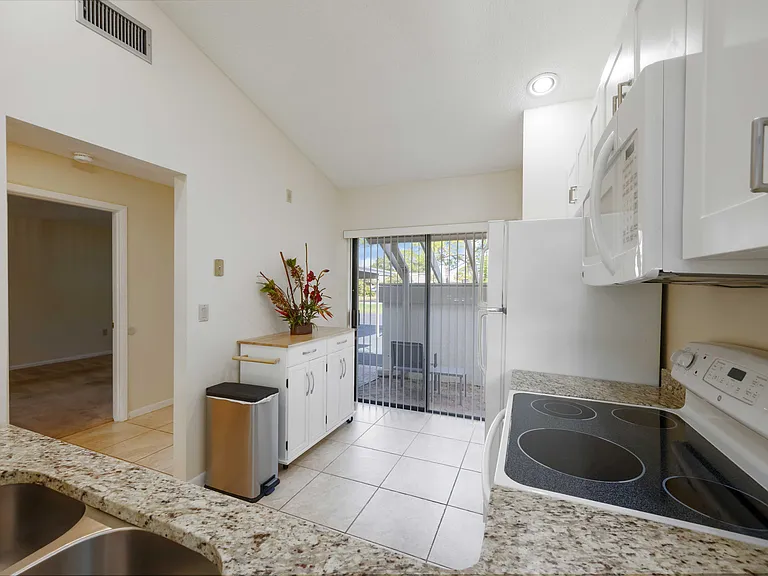 5370 Myrtle Wood #5370 — Photo 30