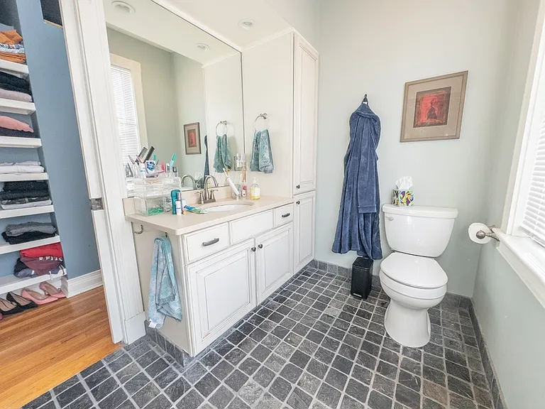 589 Franklin St #3 — Photo 14
