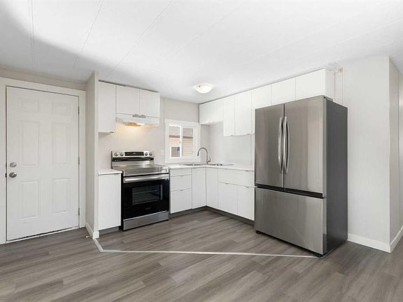 4th image of 6220 17th Ave SE #40