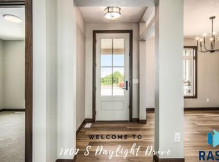 1801 S Daylight Dr, Drive Sioux Falls, SD 57110