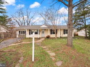 1301 N Amelia St, Sterling, VA 20164