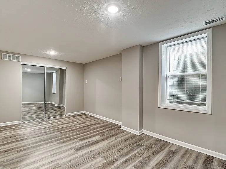 2515 Mullinix Rd — Photo 21