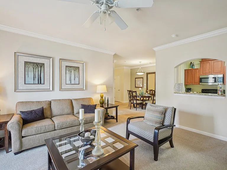 Clairmont at Farmgate — Photo 9