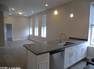 1946 S Racine Ave #1323, Chicago, IL 60608