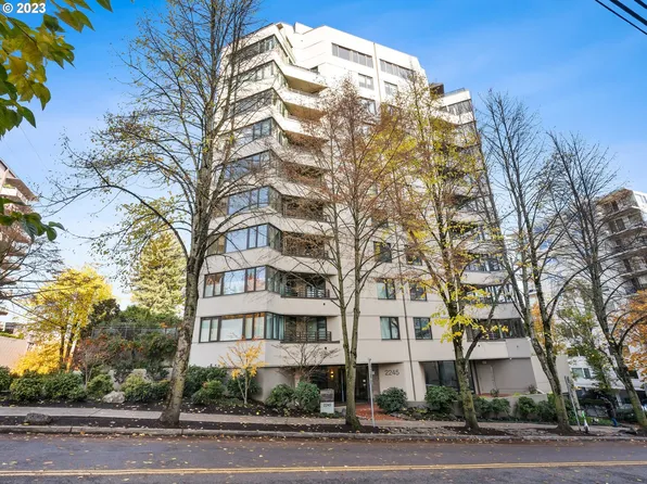2245 SW Park Pl Unit 9A, Portland, OR 97205