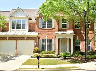 900 Thornington Pl, Roswell, GA 30075