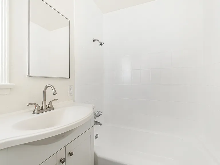 359 W Providencia Ave — Photo 15
