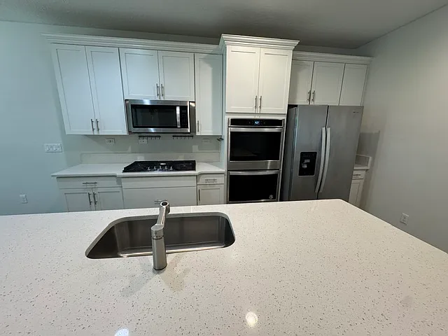 2849 Copperwood Ave — Photo 6