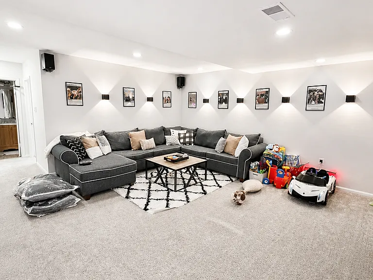 7235 Kousa Ln — Photo 9