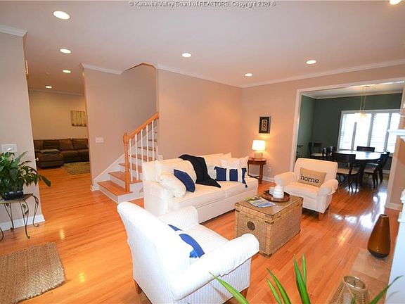4th image of 110 Southgate Pl