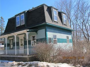 30 3rd St, Eastport, ME 04631