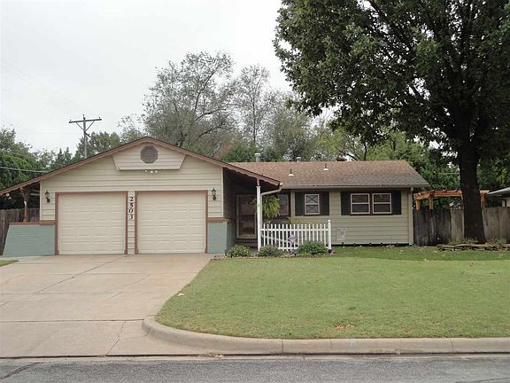 Another view of the front of the house