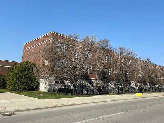 2nd image of 7737 Woodward Ave