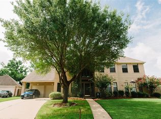 15106 Chandler Hollow Ln, Houston, TX 77049