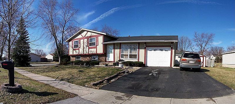 1st image of 233 S Orchard Dr