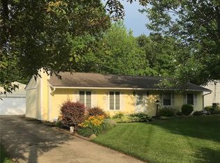 7381 Davis Dr, North Ridgeville, OH 44039