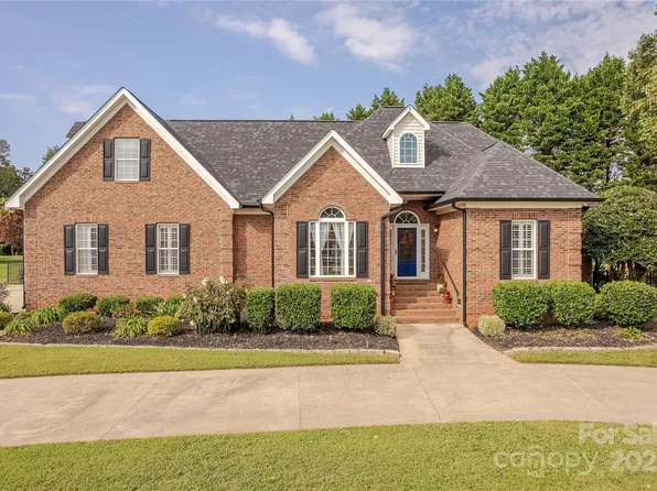 748 Creekbridge Dr, Rock Hill, SC 29732