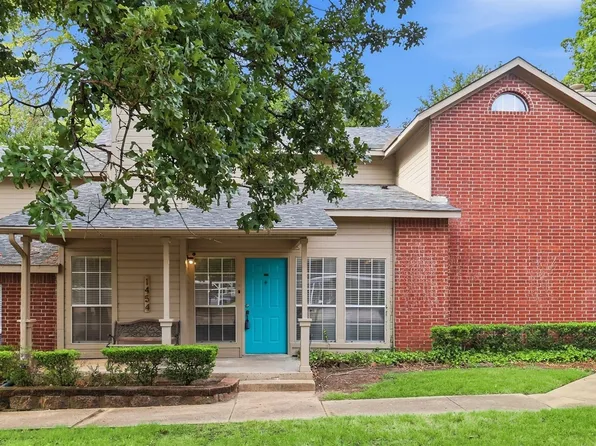 1454 Meadowood Village Dr, Fort Worth, TX 76120