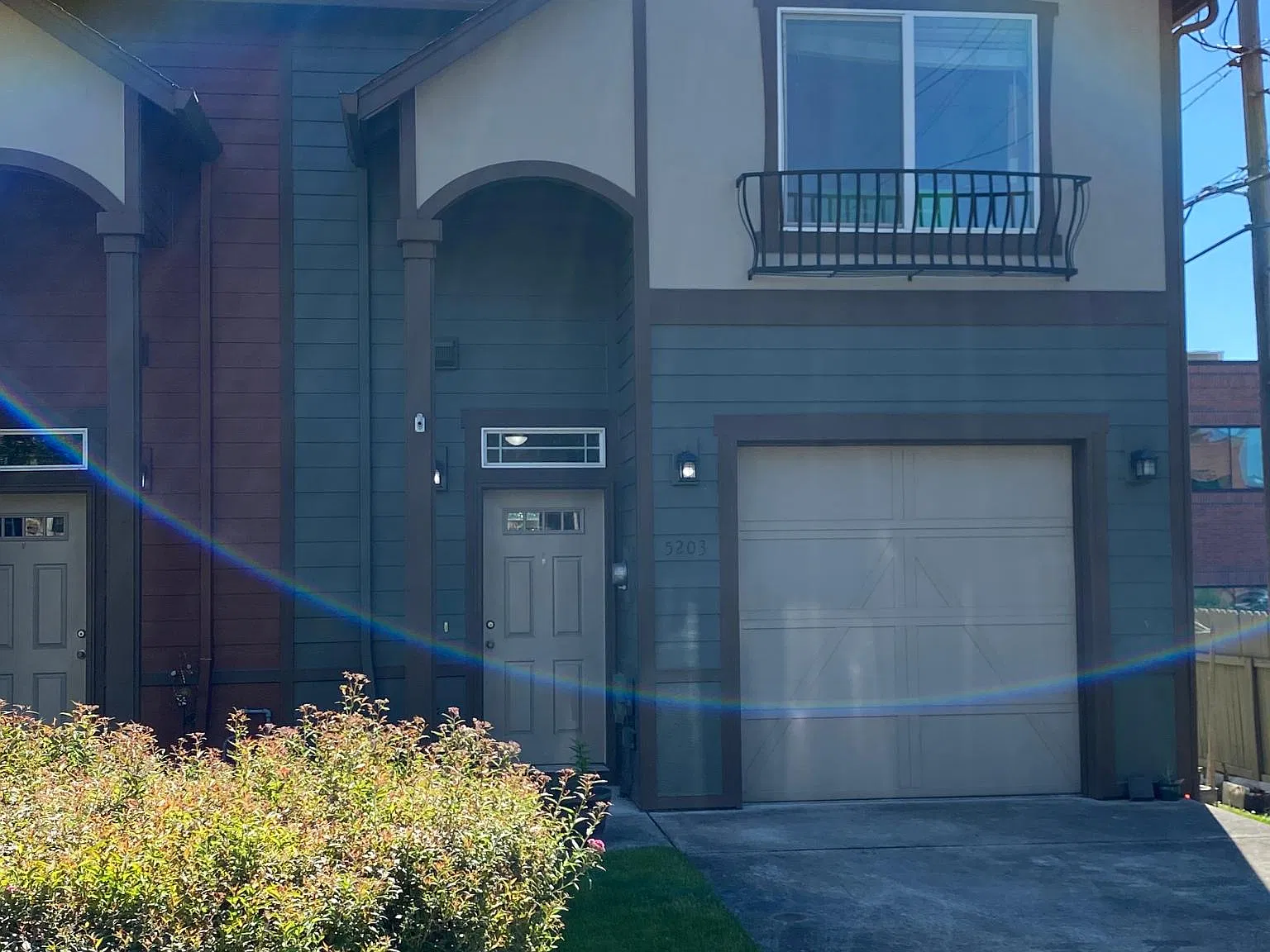 3 bed, 2.5 bath, 1442 sqft, $2,250 — Photo 1